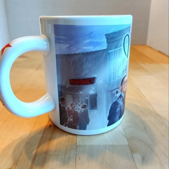 2003 Walgreens Goes Hollywood Mug Cup, 4000th store opening, EXC - Picture 5 of 9